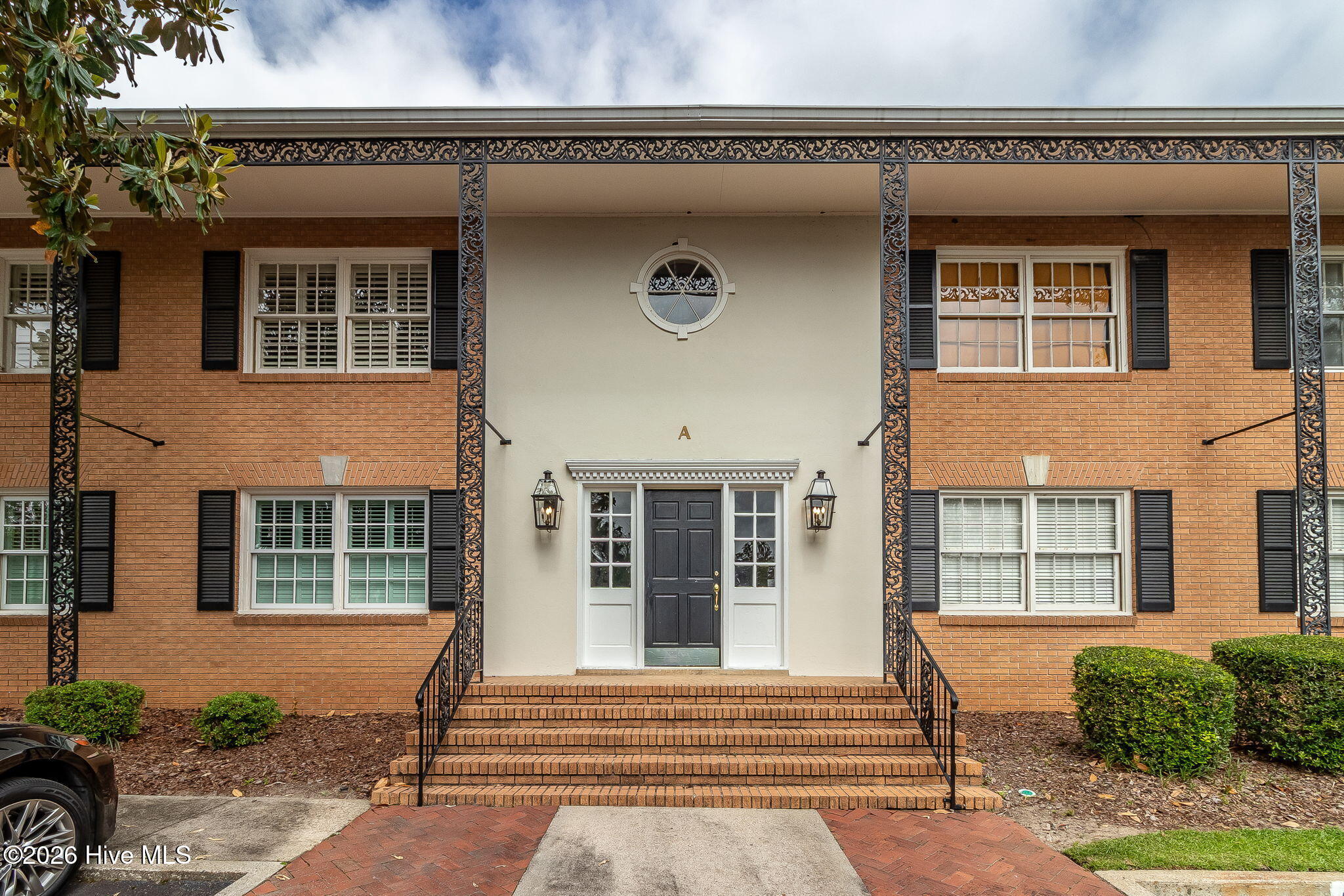 2-web-or-mls-827 MILLEDGE RD ©-1451