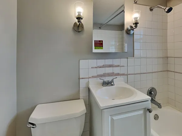 $1,675 | 5415 Emerson Avenue North, Minneapolis, MN 55430