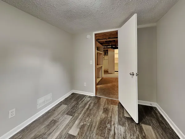 $1,675 | 5415 Emerson Avenue North, Minneapolis, MN 55430