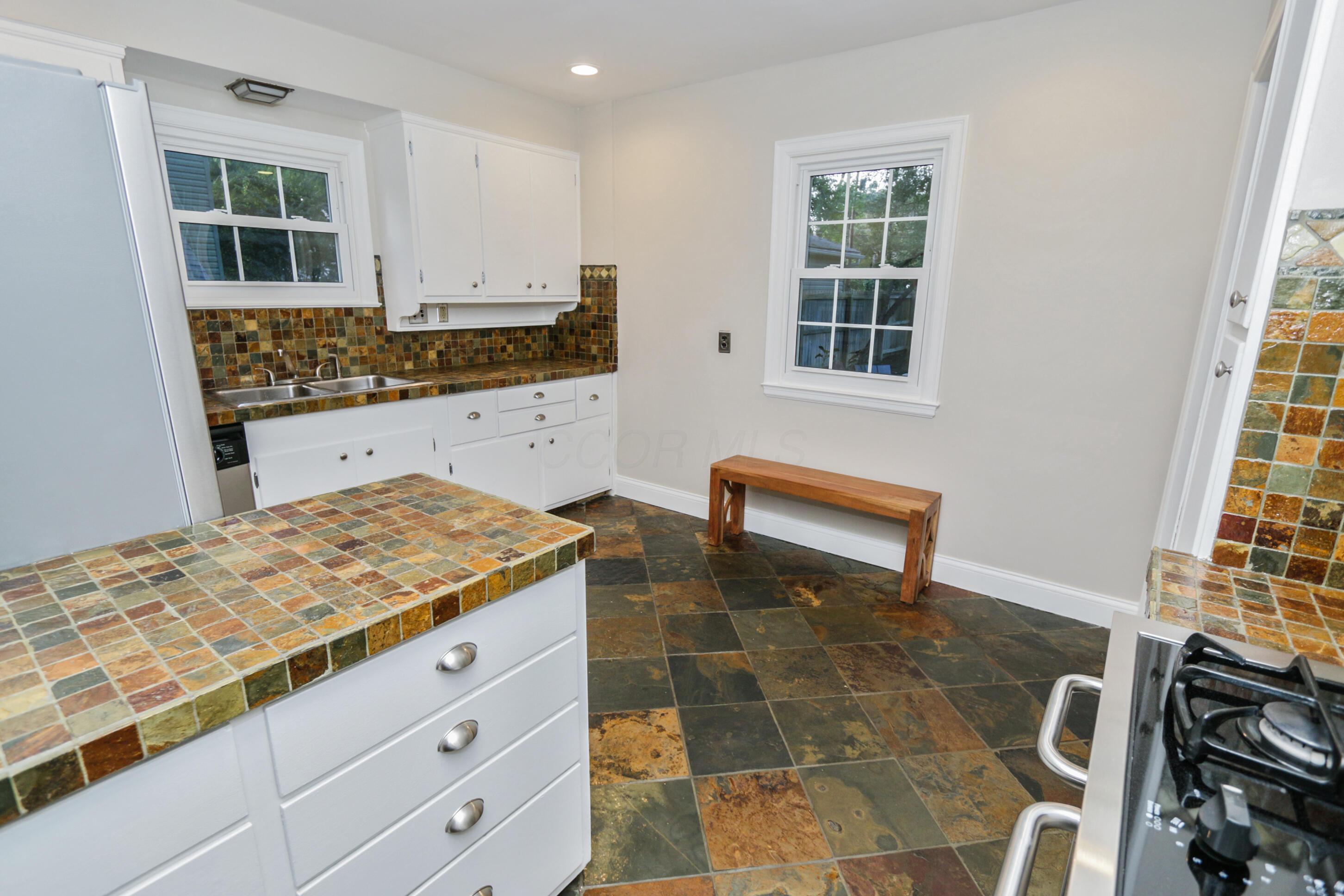 114 Garden Road Columbus, OH 43214 - Photo 25 of 66 114 Garden Rd. 14