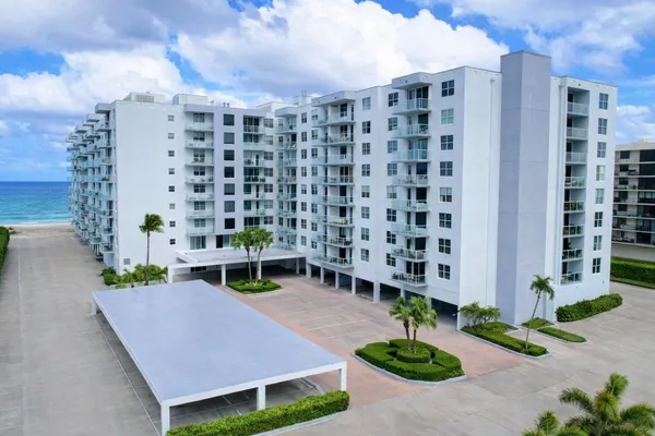$2,950 | 3450 South Ocean Boulevard, Unit 1050, Palm Beach, FL 33480