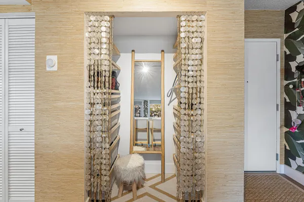 $2,950 | 3450 South Ocean Boulevard, Unit 1050, Palm Beach, FL 33480