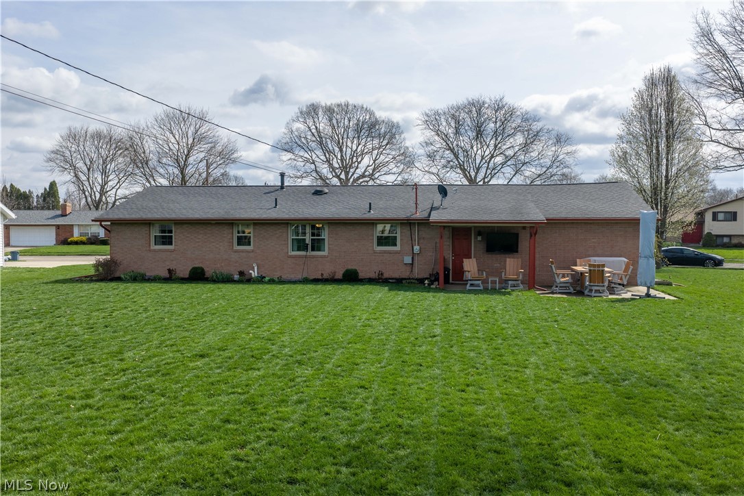 1126 3rd Street Southwest New Philadelphia, OH 44663 - Photo 8 of 34