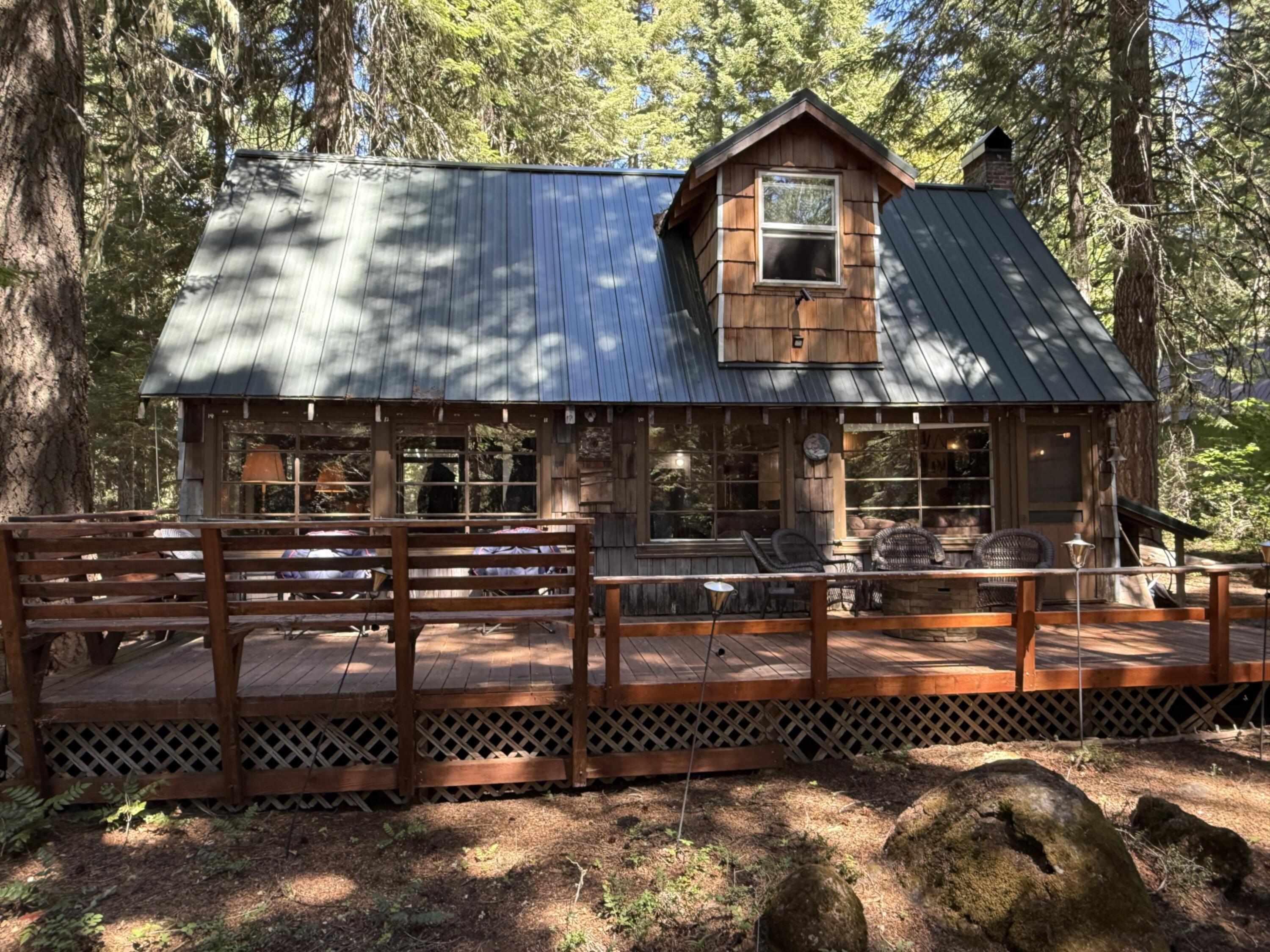 4 Fish Lake Ashland, OR 97520 - Photo 26 of 39 Rear 5