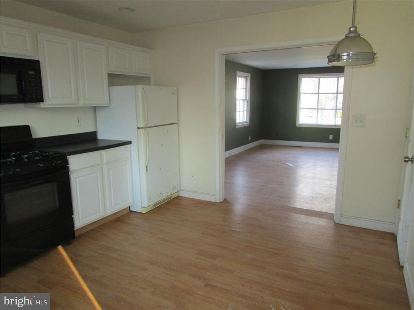 119 Edison Road Cherry Hill, NJ 08034 - Photo 9 of 18