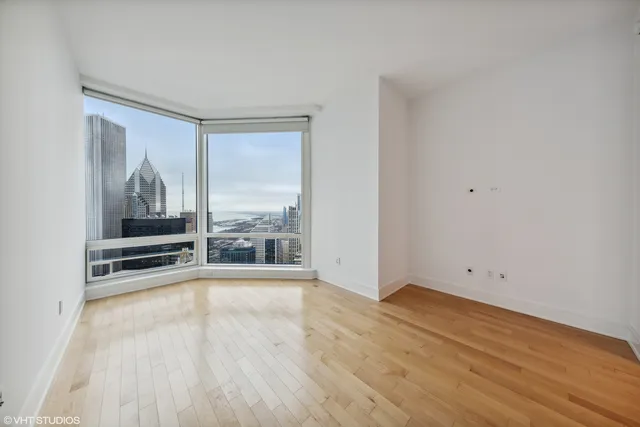 $7,300 | 401 North Wabash Avenue, Unit 46H, Chicago, IL 60611