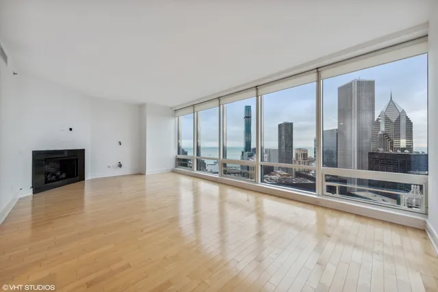 $7,300 | 401 North Wabash Avenue, Unit 46H, Chicago, IL 60611
