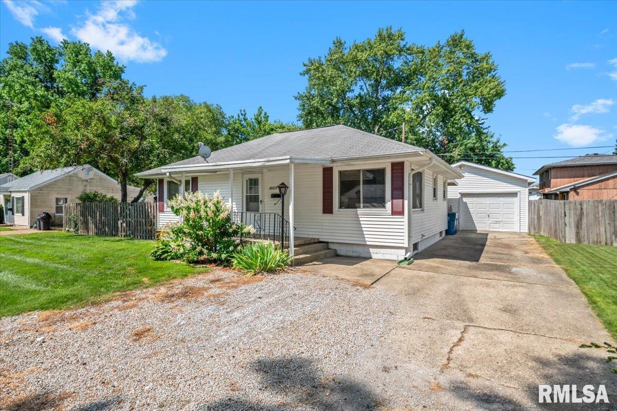 3005 South 3rd Street Springfield, IL 62703 - Photo 2 of 35 Gallery Image 2
