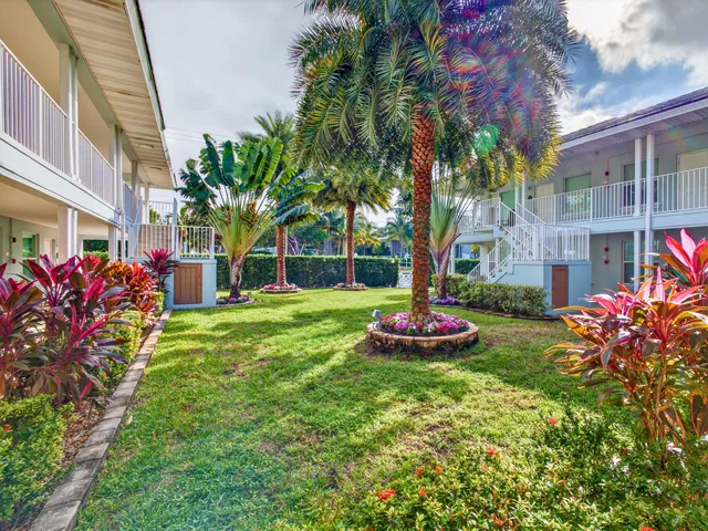 $359,999 | 1820 South Ocean Boulevard, Delray Beach, FL 33483