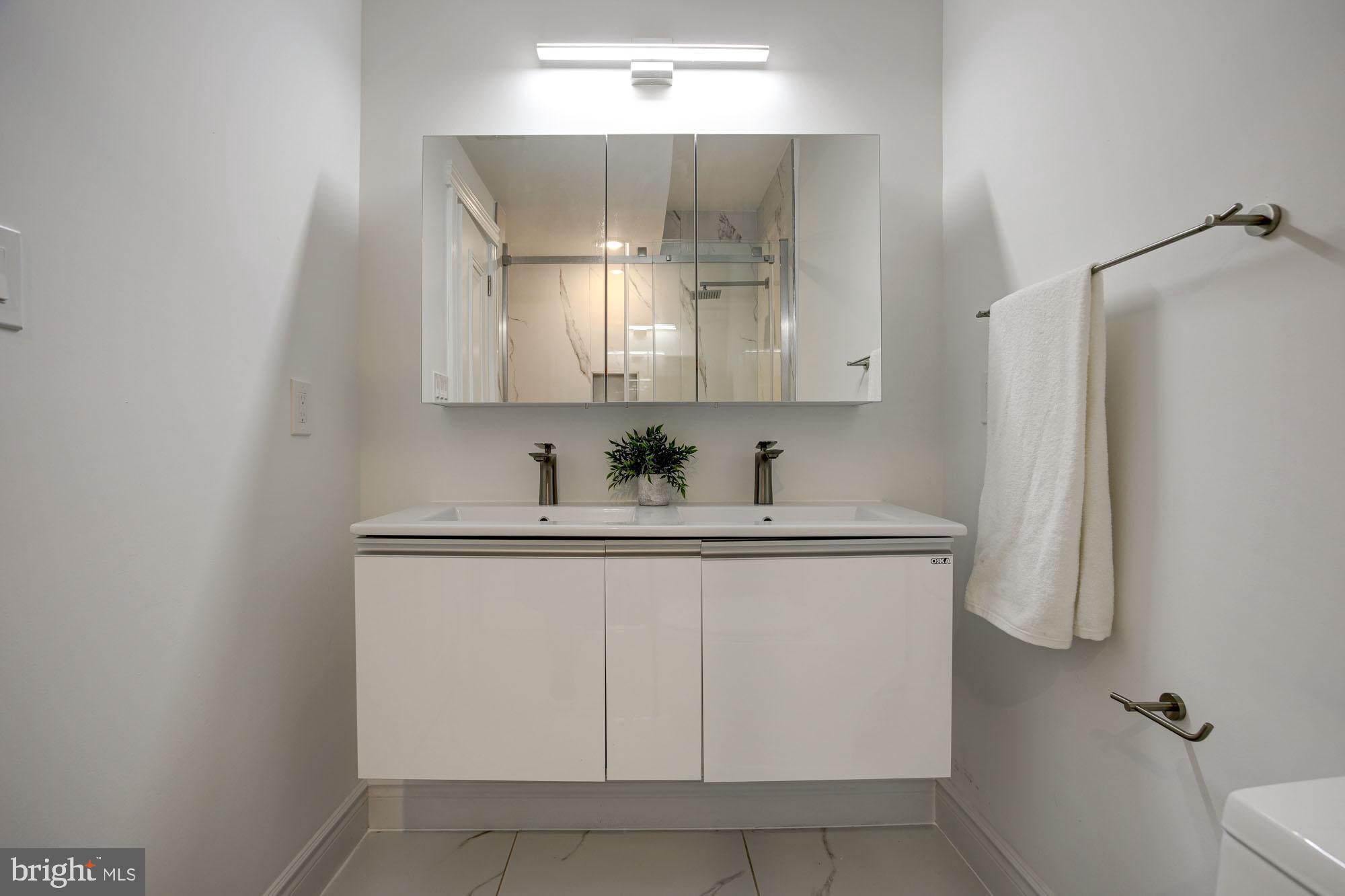 317 3rd Street Southeast, Unit 22 Washington, DC 20003 - Photo 28 of 29