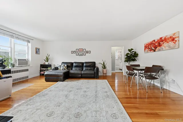 $449,000 | 67-11 Yellowstone Boulevard, Unit 5B | Forest Hills