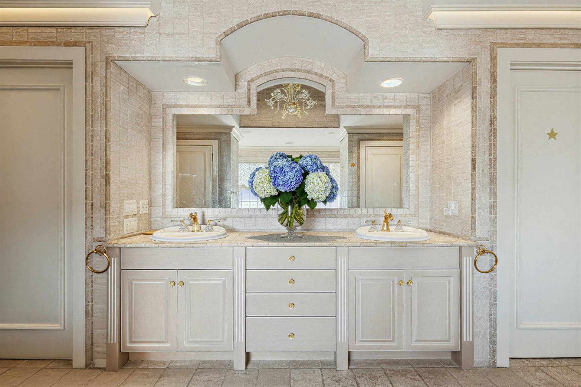 7 Cross Road Remsenburg, NY 11960 - Photo 32 of 42