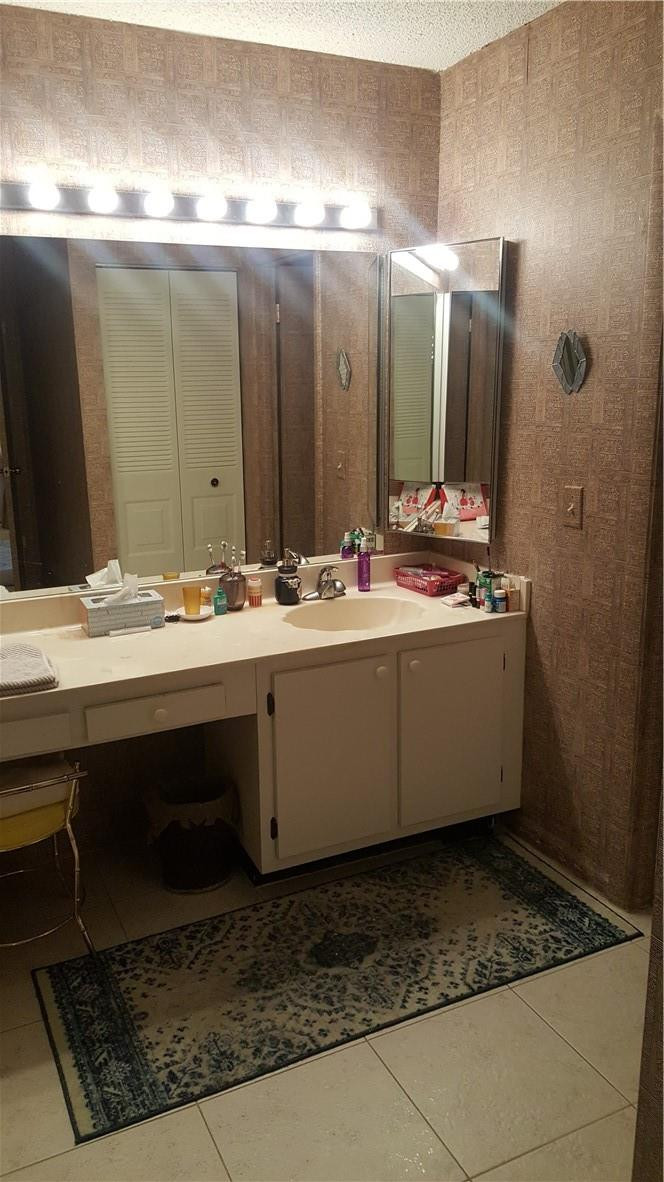 9284 Vista Del Lago, Unit 34F Boca Raton, FL 33428 - Photo 14 of 22 Photo 15