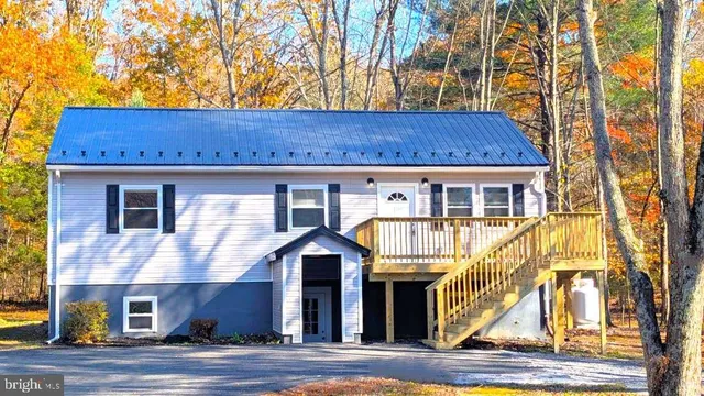 $449,900 | 475 Company Farm Road, Aspers, PA 17304