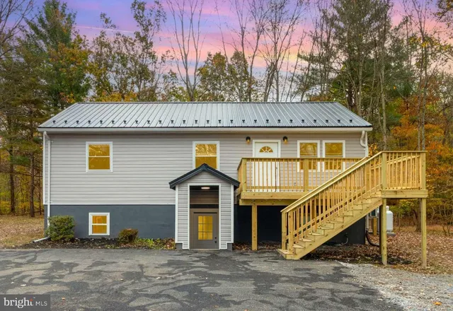 $449,900 | 475 Company Farm Road, Aspers, PA 17304