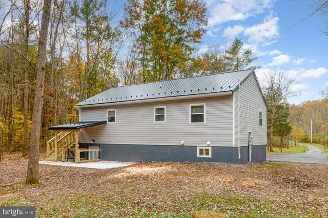 $449,900 | 475 Company Farm Road, Aspers, PA 17304