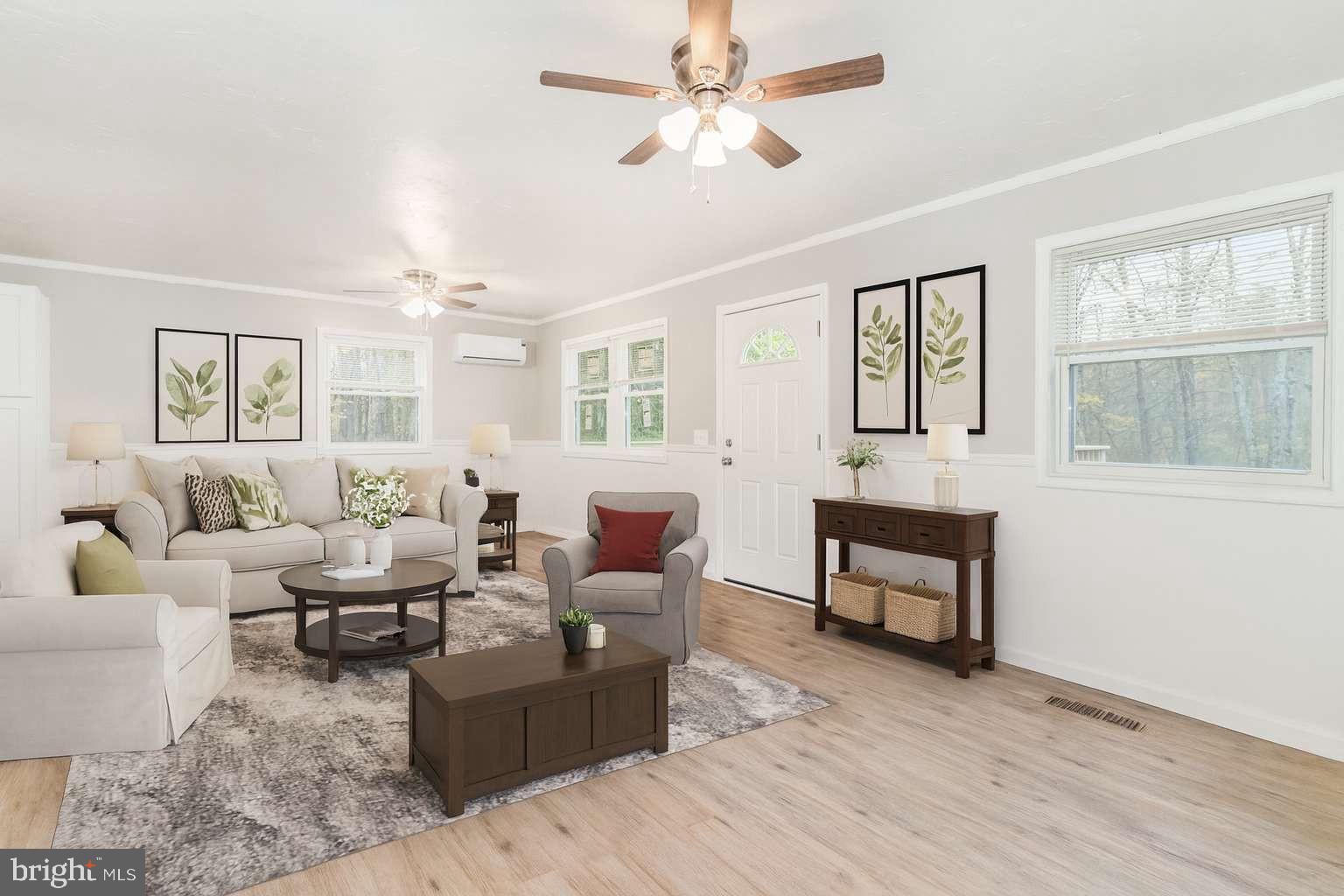 475 Company Farm Road Aspers, PA 17304 - Photo 9 of 45 a living room with furniture