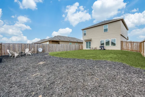 $1,850 | 1144 Whitneyway Lane, New Braunfels, TX 78130