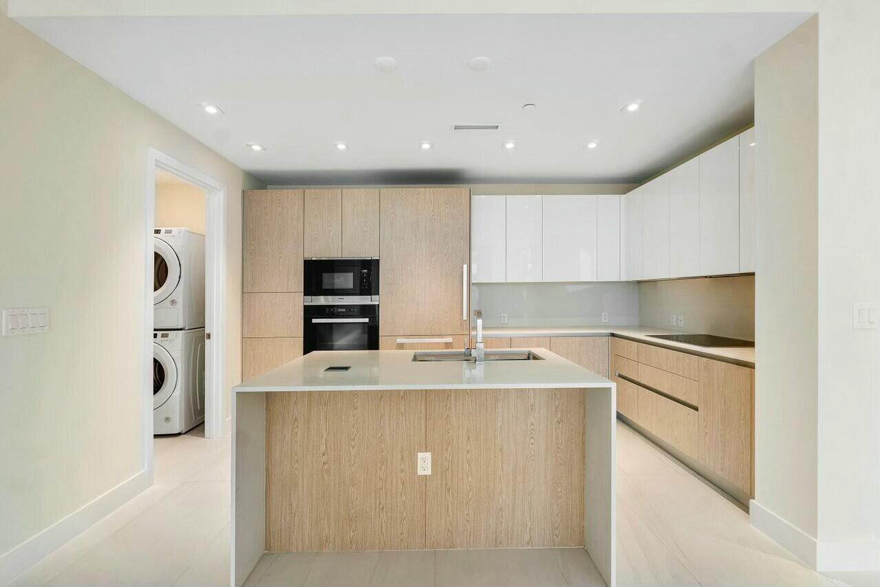3100 North Ocean Drive, Unit H1610 Singer Island, FL 33404 - Photo 10 of 36 tempImageEUupJ5