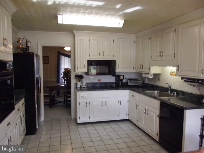 12509 Old Ridge Road Doswell, VA 23047 - Photo 20 of 24 Kitchen
