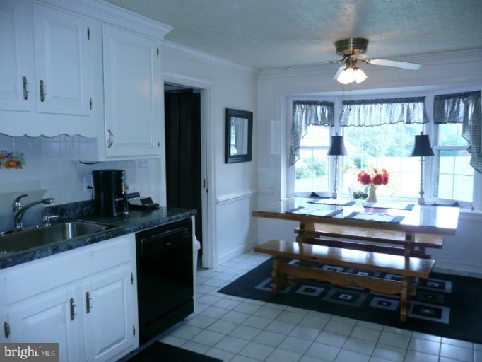 12509 Old Ridge Road Doswell, VA 23047 - Photo 3 of 24 Kitchen