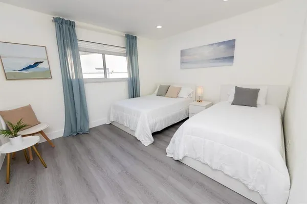 $4,550 | 475 Northeast 142nd Street, North Miami, FL 33161