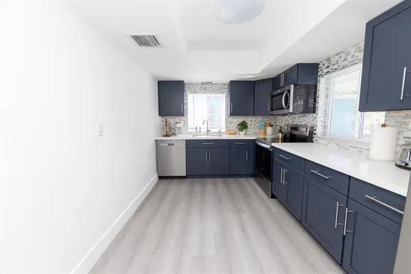 $4,550 | 475 Northeast 142nd Street, North Miami, FL 33161