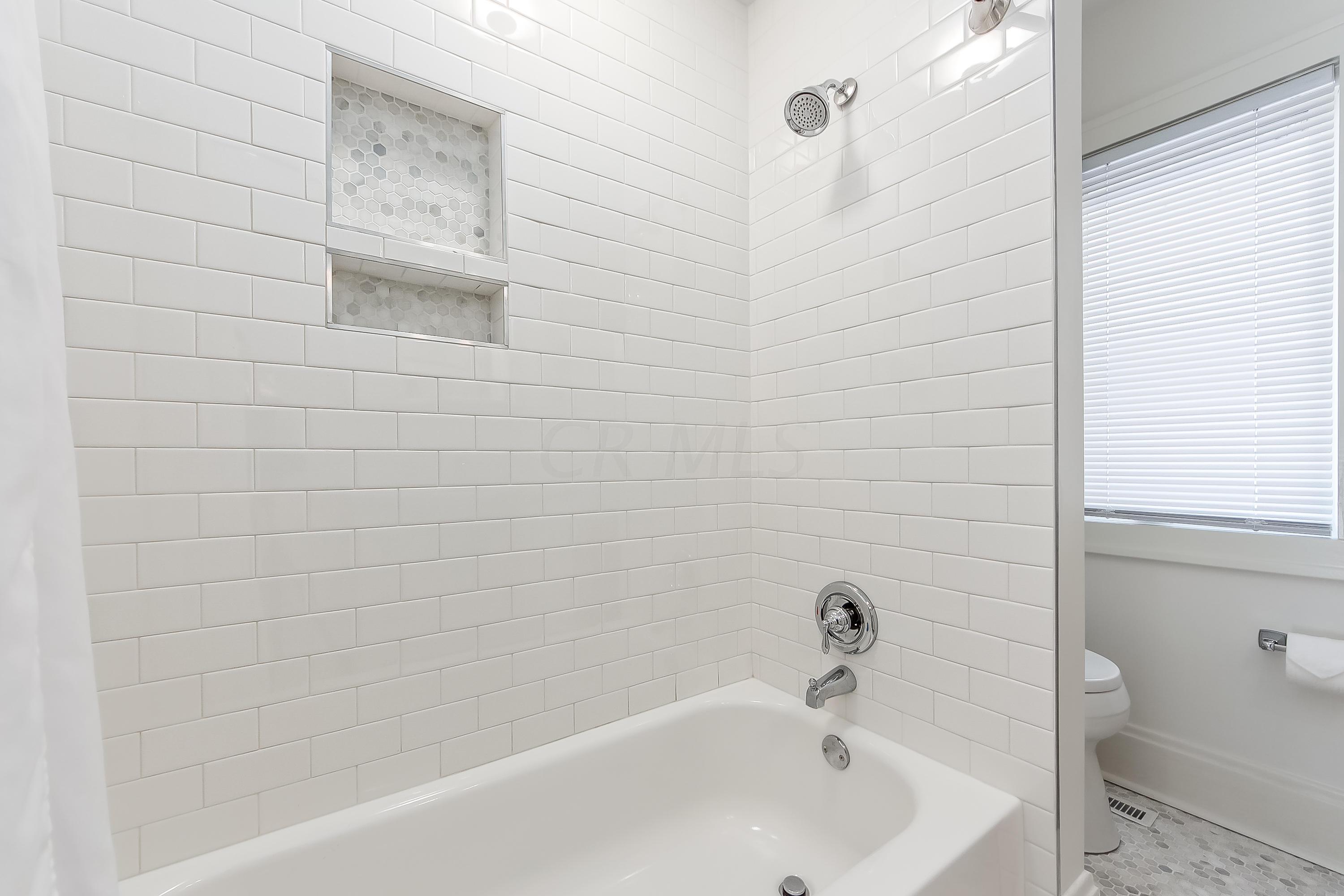 125 East Pacemont Road Columbus, OH 43202 - Photo 21 of 32 Gallery Image 21