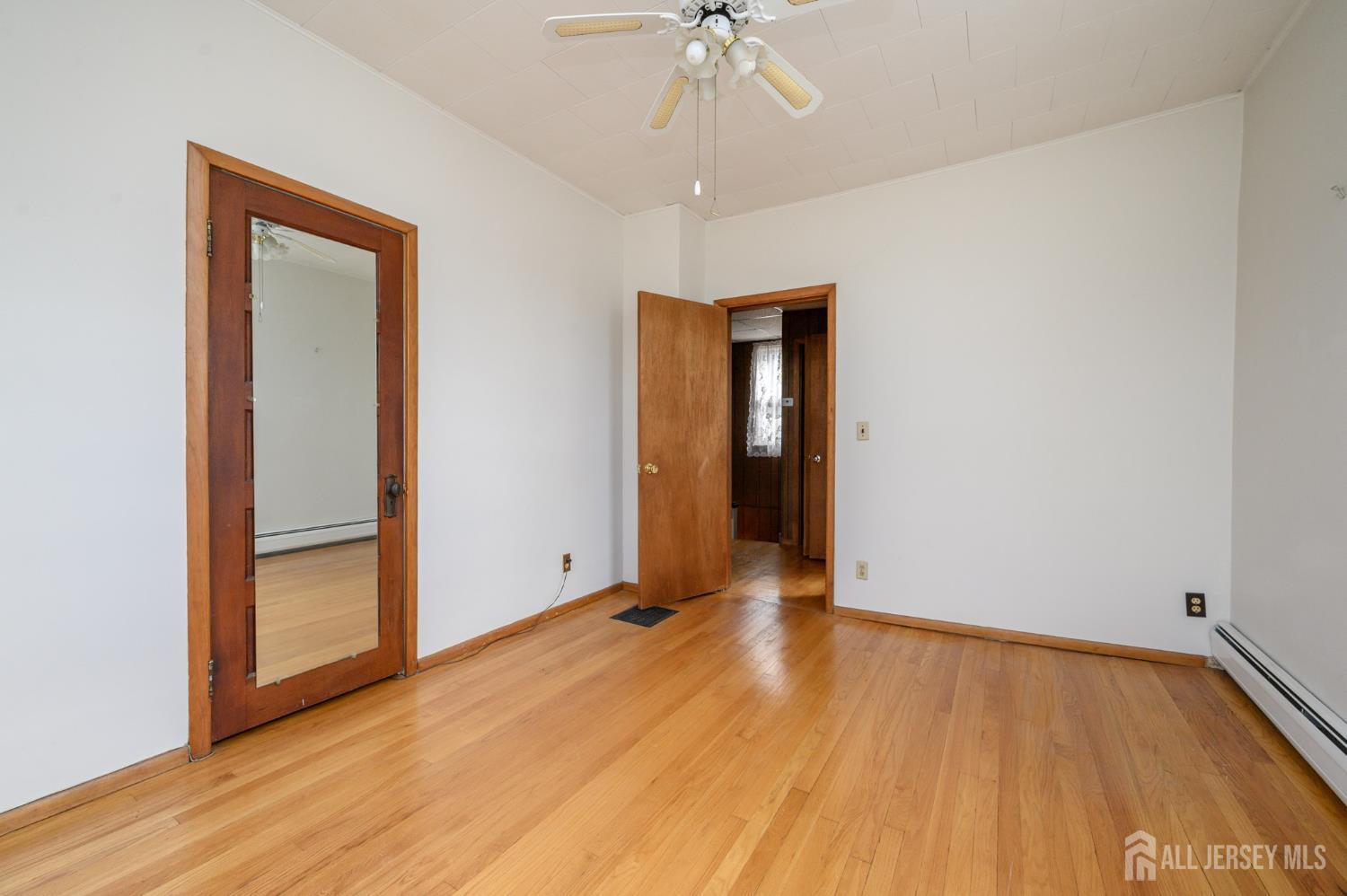 1120 Madison Hill Road Clark, NJ 07066 - Photo 25 of 51