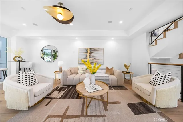 $1,250,000 | 6050 Burwood Avenue, Los Angeles, CA 90042