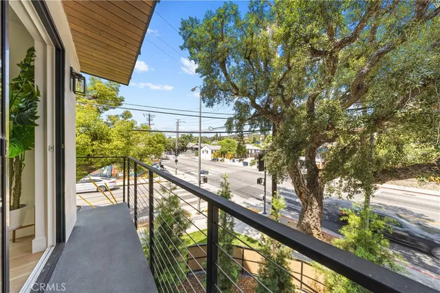 $1,250,000 | 6050 Burwood Avenue, Los Angeles, CA 90042