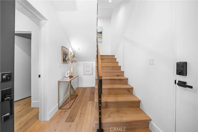 $1,250,000 | 6050 Burwood Avenue, Los Angeles, CA 90042