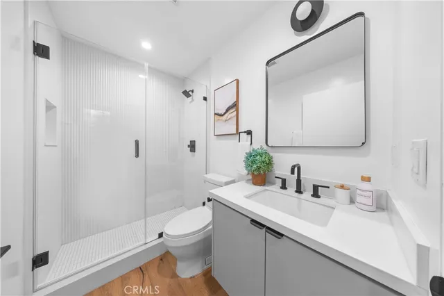 $1,250,000 | 6050 Burwood Avenue, Los Angeles, CA 90042