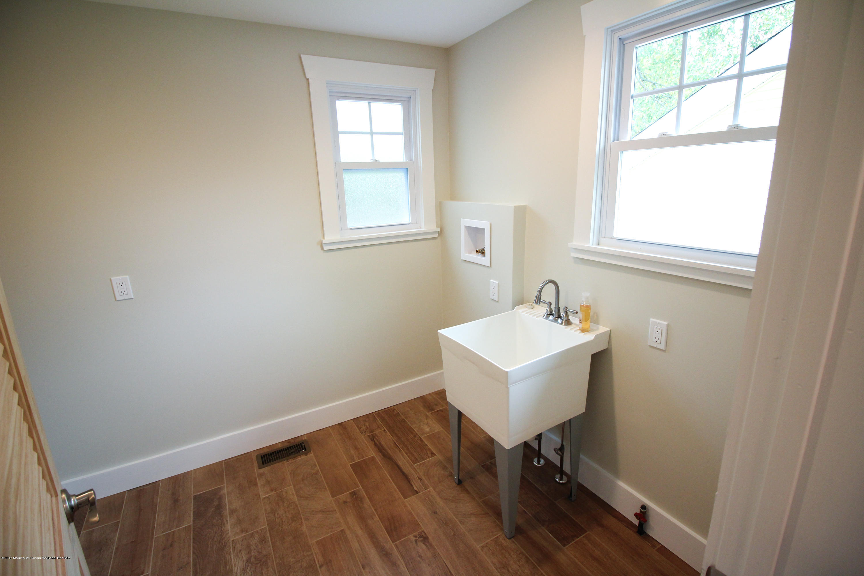 1103 Wall Road Spring Lake Heights, NJ 07762 - Photo 19 of 44 IMG_0225