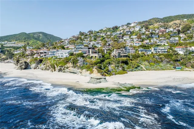 a view of a yard with a mountain
