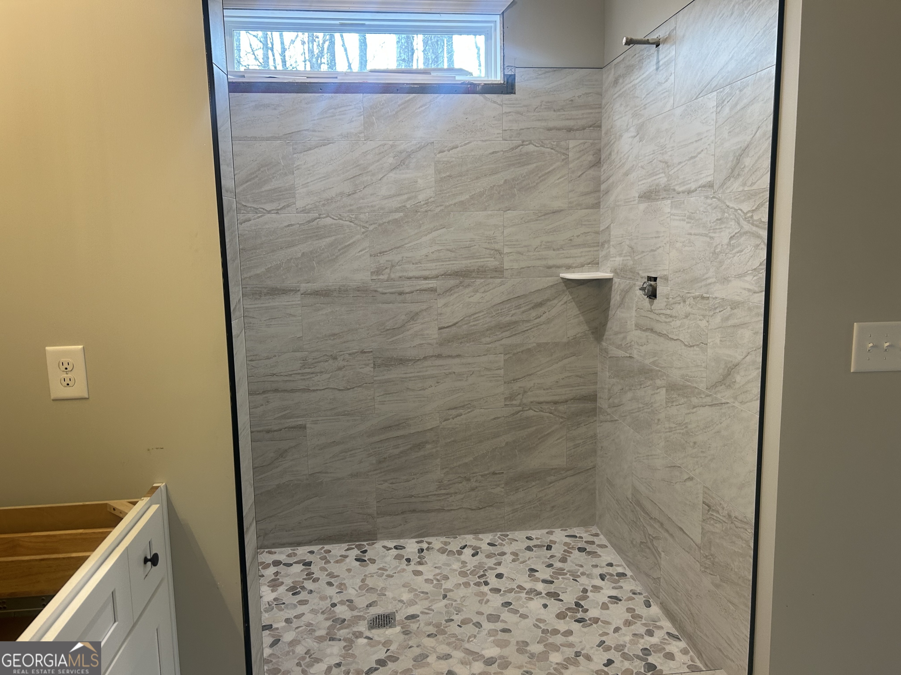 631 Old Summerville Road Northwest Rome, GA 30165 - Photo 17 of 22 a bathroom with a shower