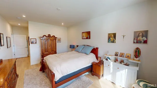 $289,700 | 1403 Hunters Crossing Circle, Huntingburg, IN 47542