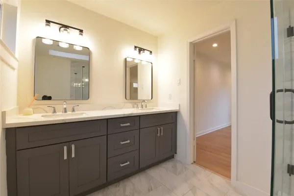 $2,900 | 5103 Austin Street, Houston, TX 77004