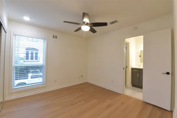 $2,900 | 5103 Austin Street, Houston, TX 77004