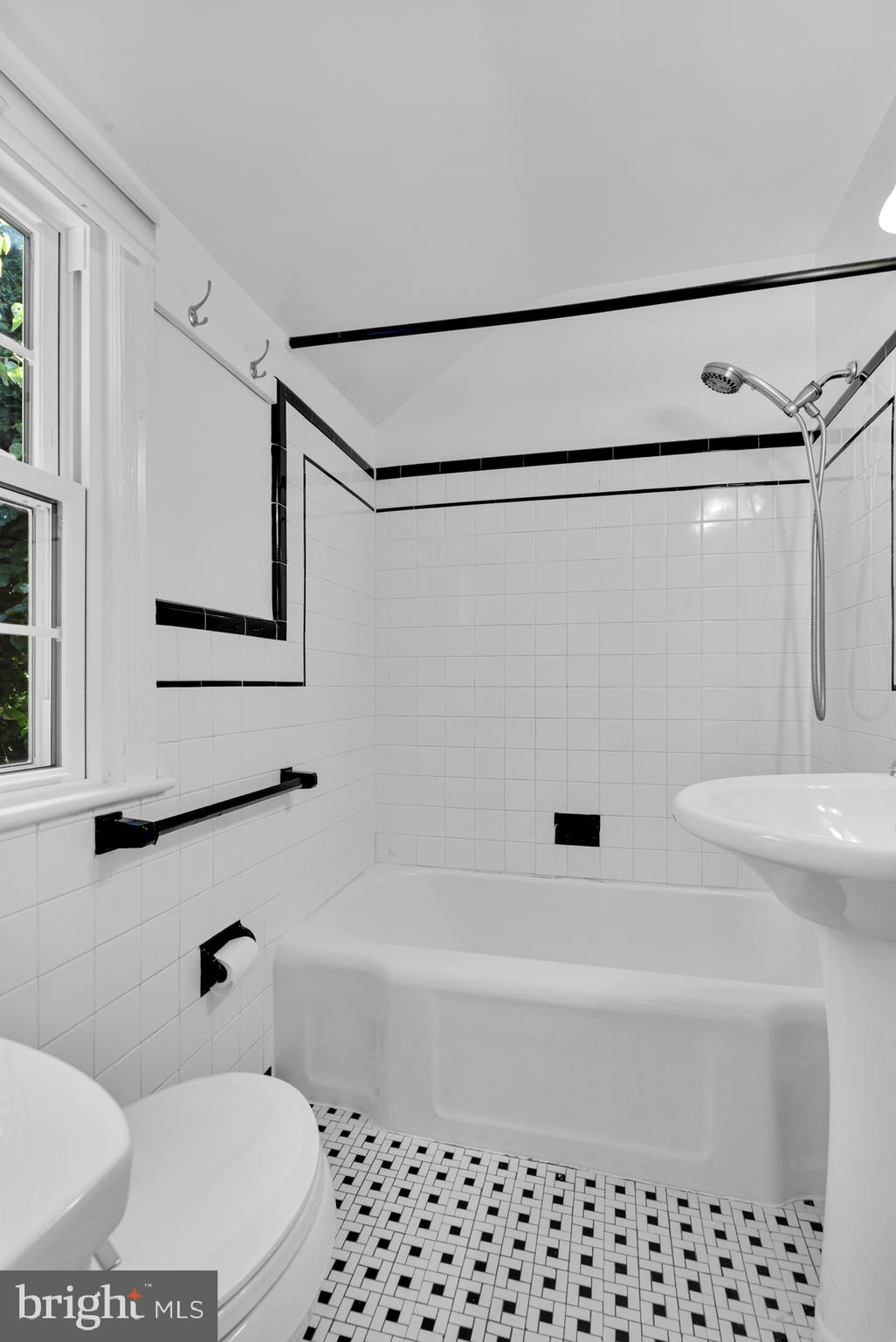 9301 Glenville Road Silver Spring, MD 20901 - Photo 20 of 29 Bathroom 1