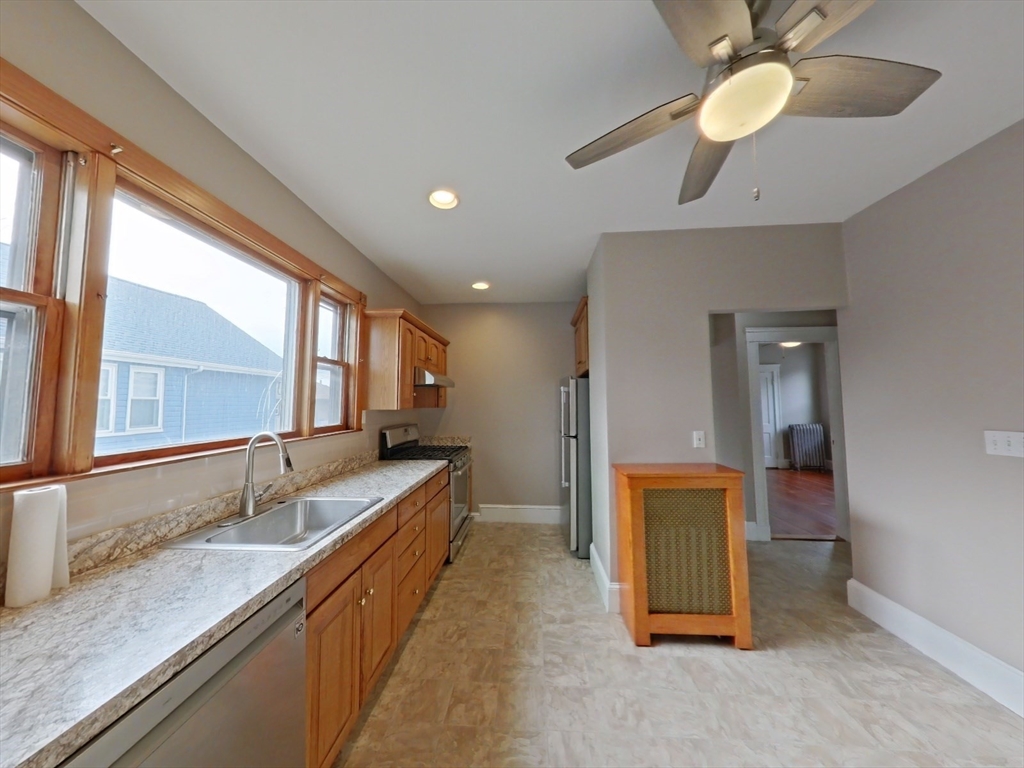 9 St James Road, Unit 9 Medford, MA 02155 - Photo 7 of 14