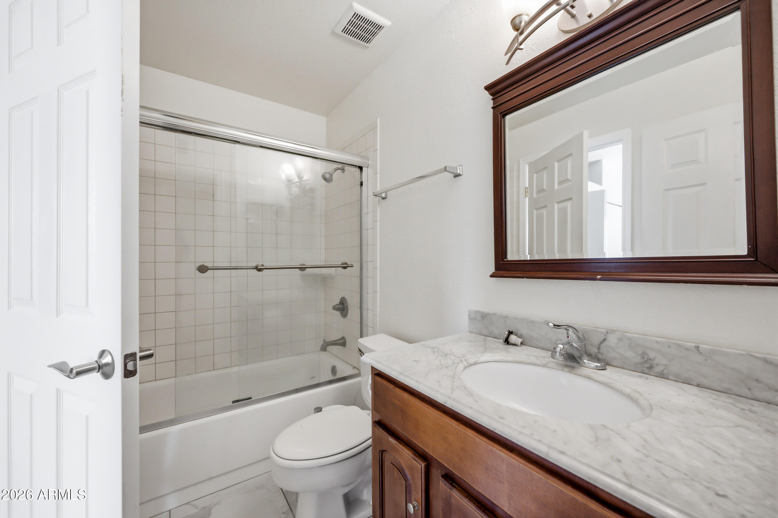 9831 South 48th Way, Unit 5 Phoenix, AZ 85044 - Photo 6 of 17 14-9831S48W5-ocupix-
