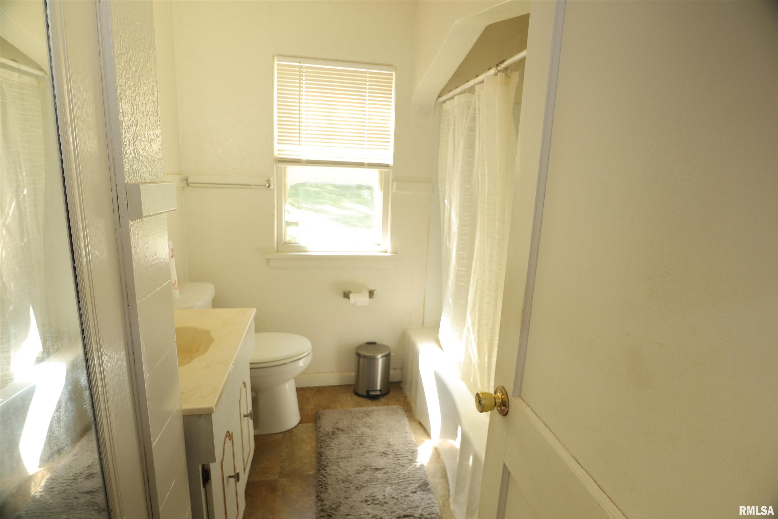 1502 State Street Pekin, IL 61554 - Photo 7 of 15 Gallery Image 7