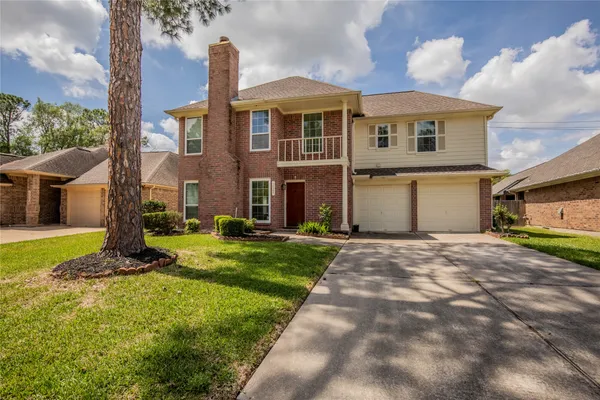 $320,000 | 14334 Little Willow Walk, Houston, TX 77062