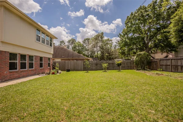 $320,000 | 14334 Little Willow Walk, Houston, TX 77062