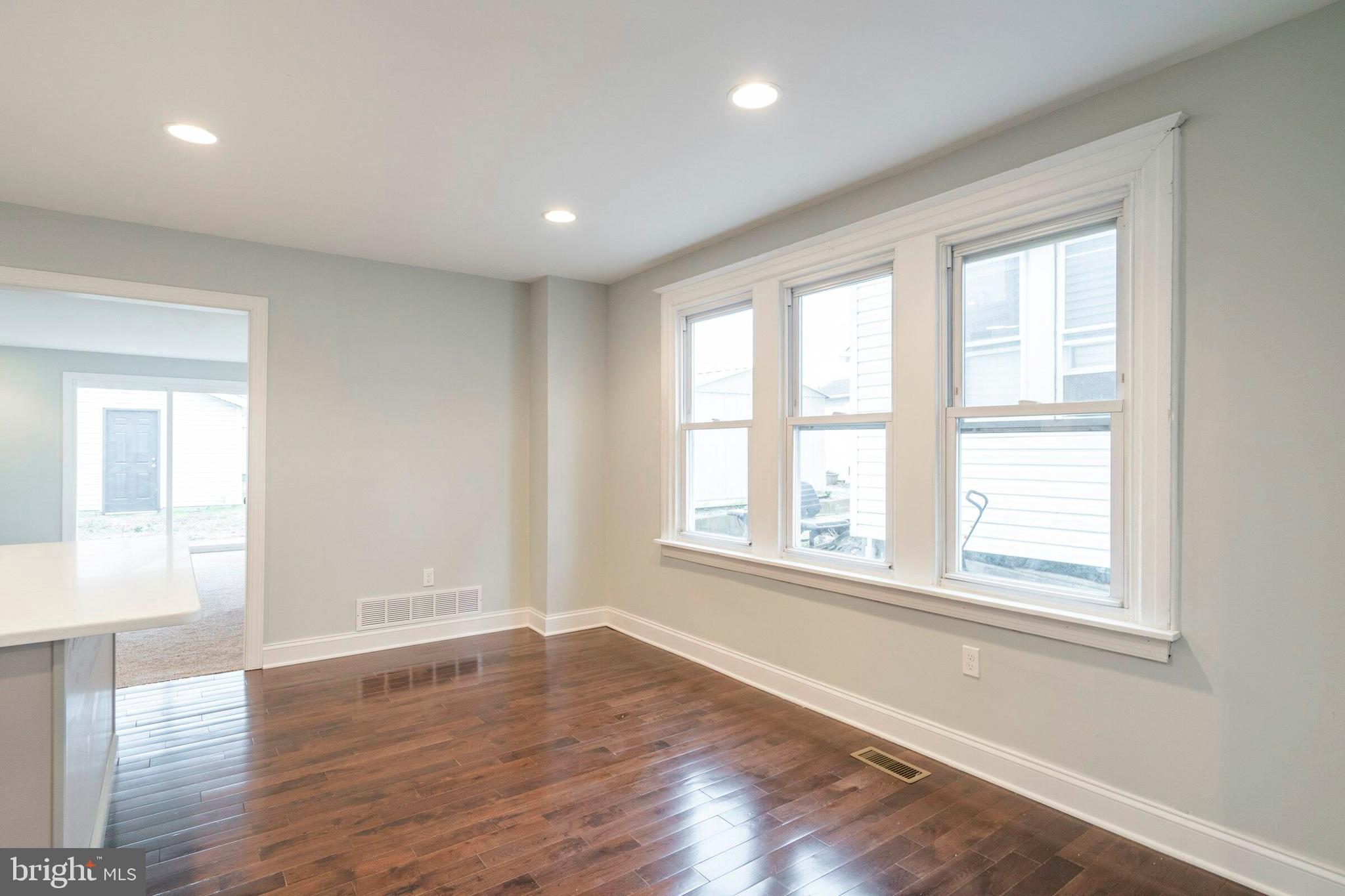 526 Wales Road Havertown, PA 19083 - Photo 15 of 34