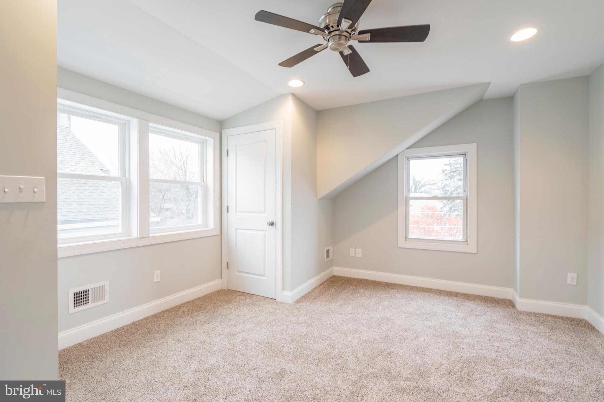 526 Wales Road Havertown, PA 19083 - Photo 31 of 34