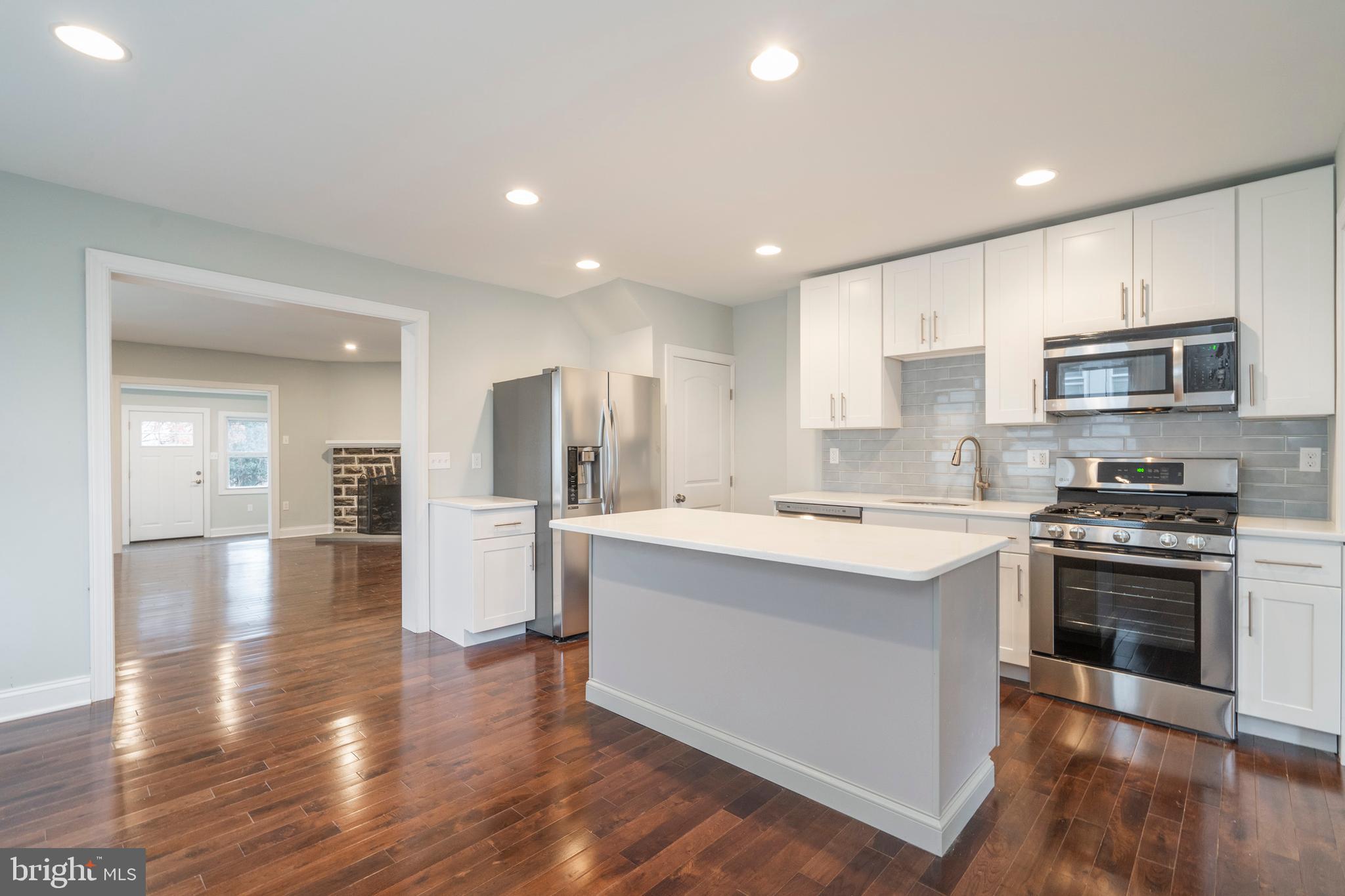 526 Wales Road Havertown, PA 19083 - Photo 7 of 34