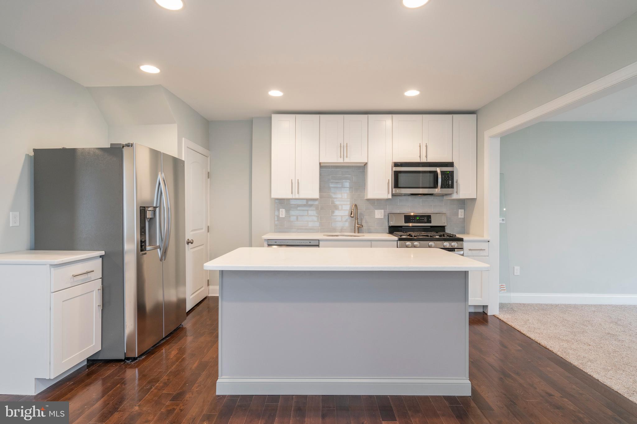 526 Wales Road Havertown, PA 19083 - Photo 9 of 34