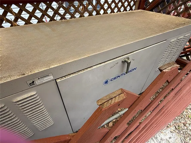 a view of an outdoor space